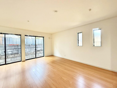 ���r���O�@����