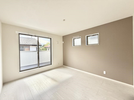 �Q���@���������̔z�u��ʋC���̗ǂ��݌v�ŕ����̋�C�������炸�A��ɐV�N�ȋ�C������܂�