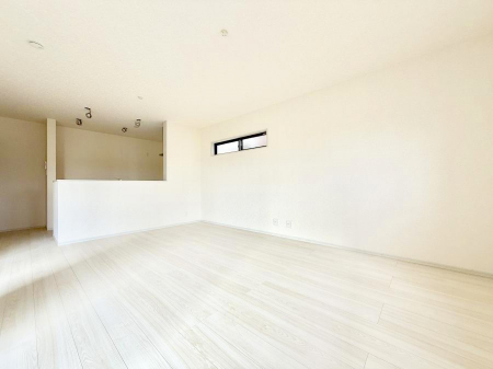 rO@났ƏΊ炪W܂AS܂郊rO