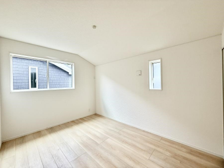 ̑ρ@F̂ŉ₩ȎԂy߂܂