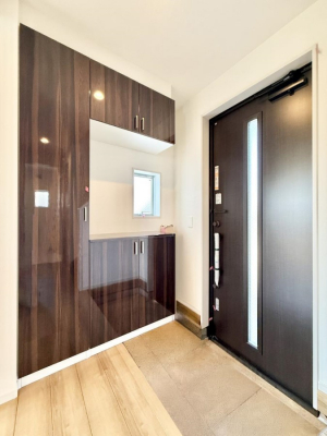 ���ց@������ �V���v���Ŕ������A���K�ȕ�炵�̓����