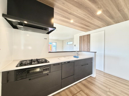 �L�b�`���@�������V���v���Ŕ������S�n�悢���Ԃ𐶂ރL�b�`�����