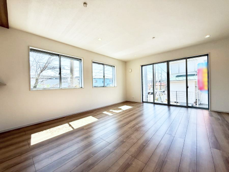 ���r���O�@���������C�ɓ���̏ꏊ�ŁA�̂�т�Ƃ������Ԃ�