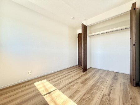 ���̑����ρ@�������Â��ȗm���œǏ����ɏW���ł���ꏊ