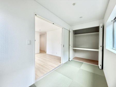 ̑ρ@F̂ŉ₩ȎԂy߂܂