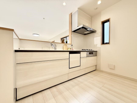 �L�b�`���@���������y���݂ƐH�ׂ�K����͂���L�b�`��