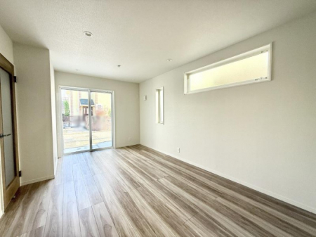 rO@Cɓ̏ꏊŁÂтƂԂ