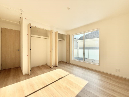 ̑ρ@F̂ŉ₩ȎԂy߂܂