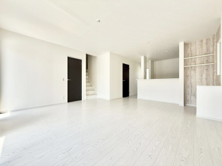 rO@났ƏΊ炪W܂AS܂郊rO