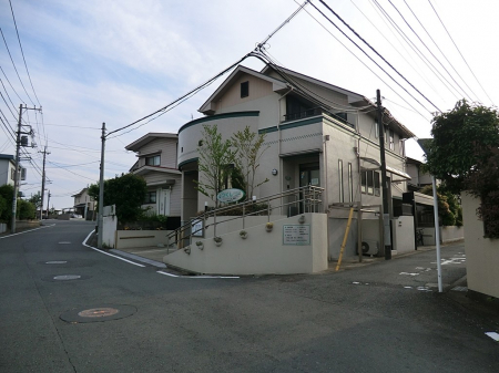 ӊ@a@ 300m NjbN