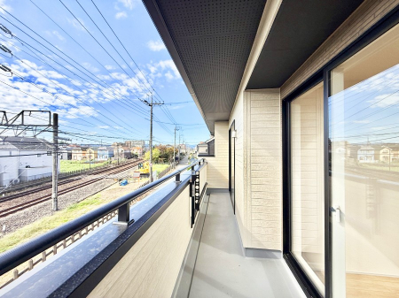 oRj[@ G߂̈ڂ낢JIȋԂł