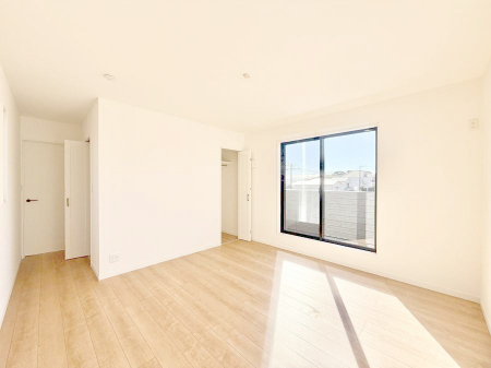 �Q���@���������̔z�u��ʋC���̗ǂ��݌v�ŕ����̋�C�������炸�A��ɐV�N�ȋ�C������܂�