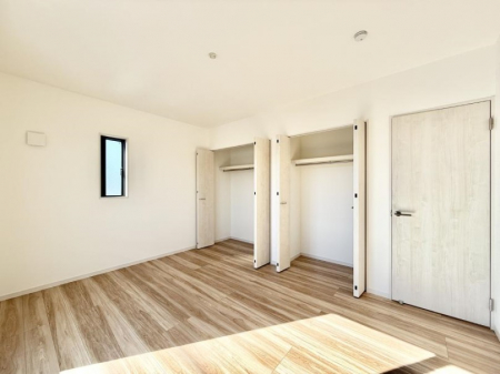 ̑ρ@F̂ŉ₩ȎԂy߂܂