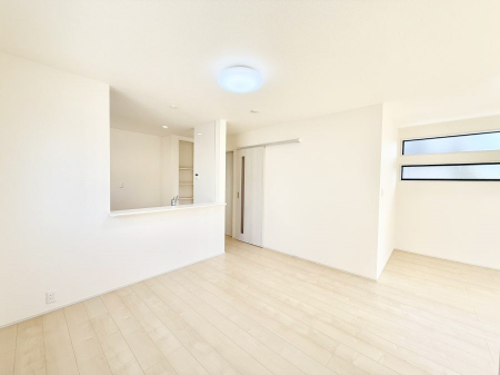 rO@났ƏΊ炪W܂AS܂郊rO