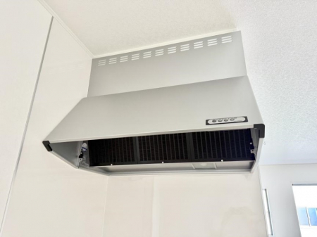 ���̑����ρ@�ݔ����������̏��C����������C��ɗU������A�����I�ɔr�����ł��܂��B