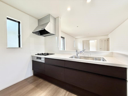 Lb`@ƑƂȂAR~jP[V̏