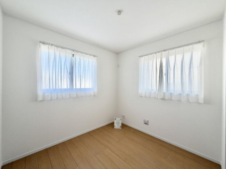 ̑ρ@F̂ŉ₩ȎԂy߂܂