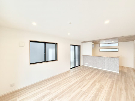 rO@Cɓ̏ꏊŁÂтƂԂ