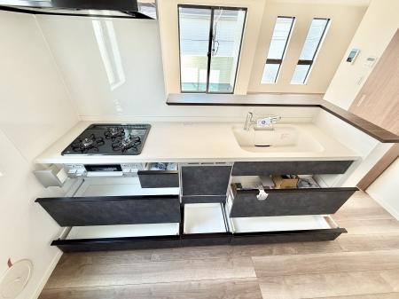 �L�b�`���@�����������������Ԃ����܂��A�Ί炠�ӂ��L�b�`��