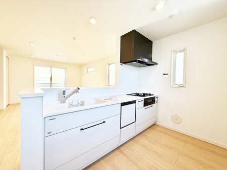 �L�b�`���@�����������������Ԃ����܂��A�Ί炠�ӂ��L�b�`��