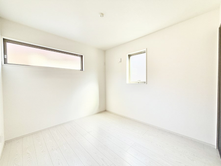 ̑ρ@F̂ŉ₩ȎԂy߂܂