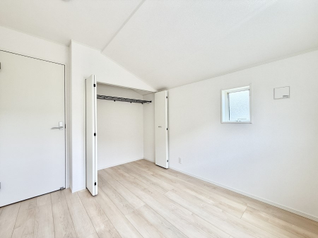 ̑ρ@F̂ŉ₩ȎԂy߂܂