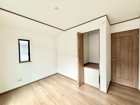 ̑ρ@F̂ŉ₩ȎԂy߂܂