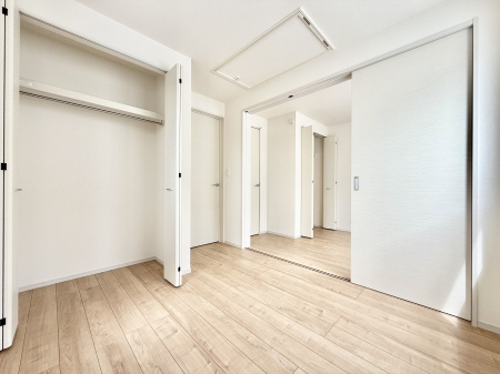 �q�������@����