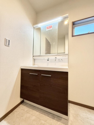 ���ʑ�E���ʏ��@�������Ƒ��݂�Ȃ��g���₷���z�u�ł�