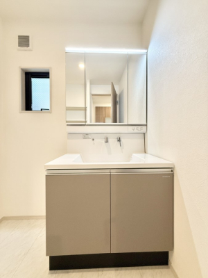 ���ʑ�E���ʏ��@�������Ƒ��݂�Ȃ��g���₷���z�u�ł�