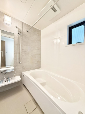 �����@�������������A������芰����o�X���[��