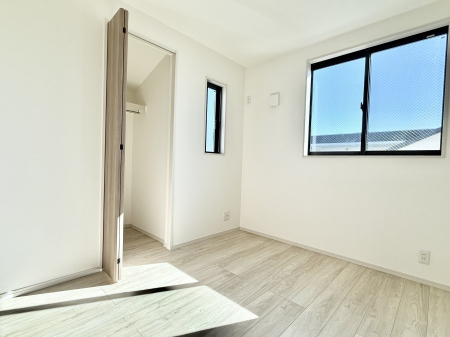 �Q���@�������Ƌ�����܂��z�u����΍L�X�Ƃ�����Ԃ��g�������₷���A�����b�N�X�������Ԃ��߂����܂�