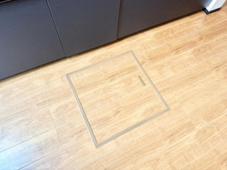 ̑ρ@ݔBꂽ[Xy[XŉƑŜXbL