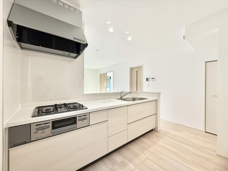 �L�b�`���@�������V���v���Ŕ������S�n�悢���Ԃ𐶂ރL�b�`�����