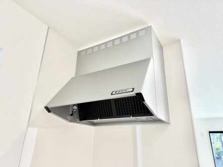 ���̑����ρ@�ݔ����������̏��C����������C��ɗU������A�����I�ɔr�����ł��܂��B