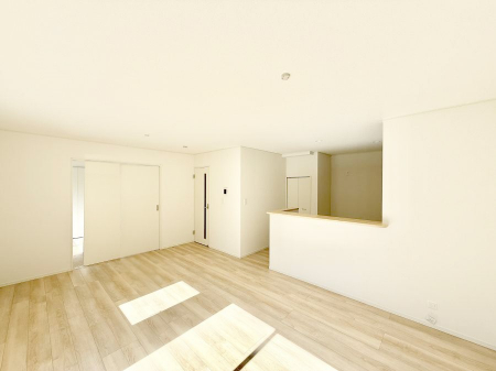 ���r���O�@���������R�Ɖ�b�����܂��A�S�n�悢�ЂƂƂ�