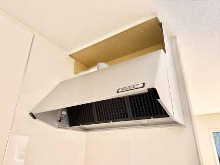 ���̑����ρ@�ݔ����������̏��C����������C��ɗU������A�����I�ɔr�����ł��܂��B