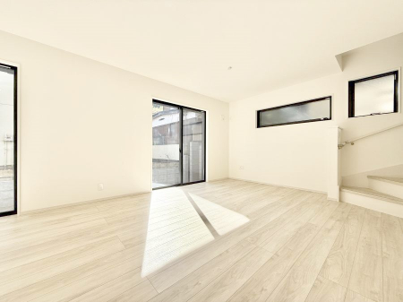 ���r���O�@�������Ƒ��̎��Ԃ��ʂ�A���K�Ŗ��������