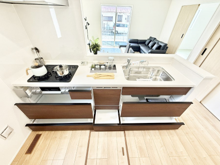 Lb`@Vvŋ@\IAg₷Lb`@Ƌ̓C[Wł