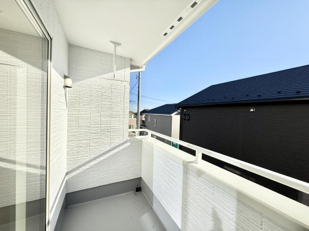 �o���R�j�[�@������ �G�߂̈ڂ낢����������J���I�ȋ�Ԃł�