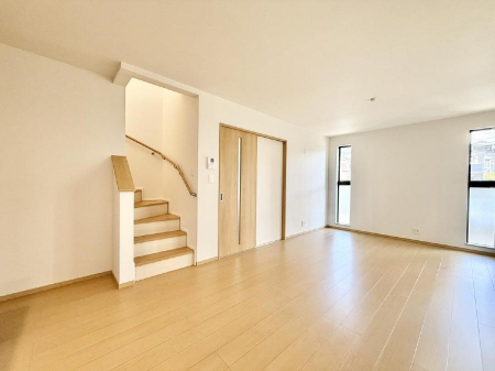 rO@Cɓ̏ꏊŁÂтƂԂ