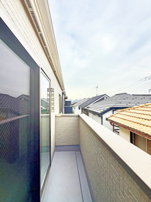 �o���R�j�[�@������ �G�߂̈ڂ낢����������J���I�ȋ�Ԃł�