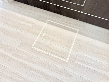 ���̑����ρ@�ݔ����B�ꂽ���[�X�y�[�X�ŉƑS�̂��X�b�L��