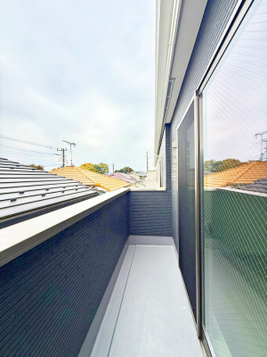 �o���R�j�[�@������ �G�߂̈ڂ낢����������J���I�ȋ�Ԃł�