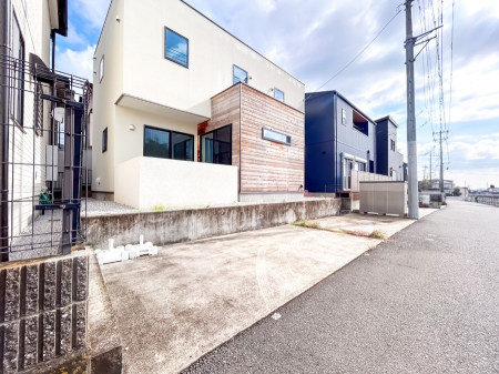 nOώʐ^@OρDȃCAĂ܂