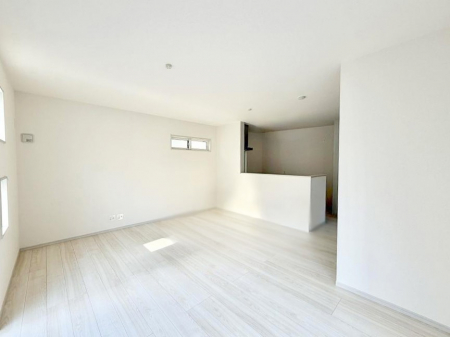 ���r���O�@���������났�ƏΊ炪�W�܂�A�S���܂郊�r���O