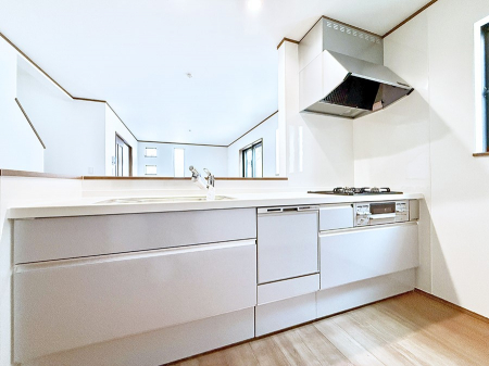 �L�b�`���@�������Ƒ��ƂȂ���A�R�~���j�P�[�V�����̏�