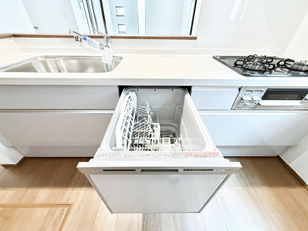 ���̑����ρ@�ݔ����H��̕ЂÂ����H��킪����Ύ��Z�ɁB���Ƒ��Ƃ̎��Ԃ𑝂₹�܂�