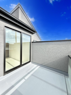 oRj[@ G߂̈ڂ낢JIȋԂł