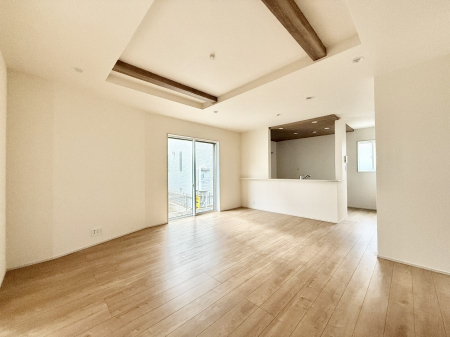 rO@났ƏΊ炪W܂AS܂郊rO